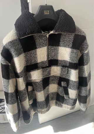 Sudadera Bershka cuadros blanco y negro M/L