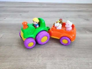 Treno e trattore per bambini con animali