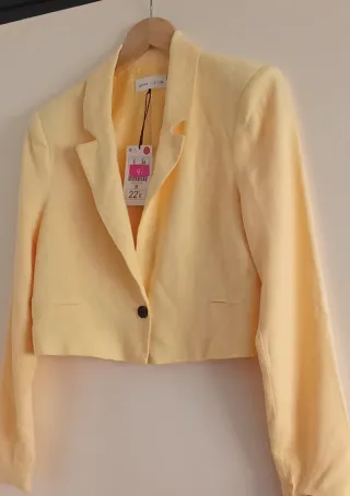 Chaqueta corta amarilla Talla S/36