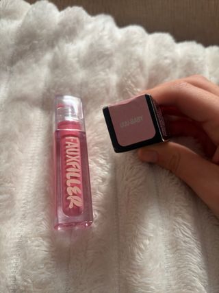 Huda Beauty Faux Filler Gloss Rosa