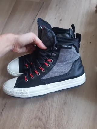 Converse waterproof