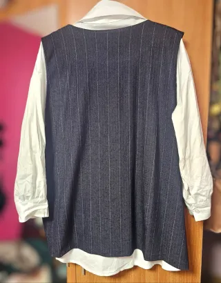 Conjunto Camisa Blanca y Chaleco Gris