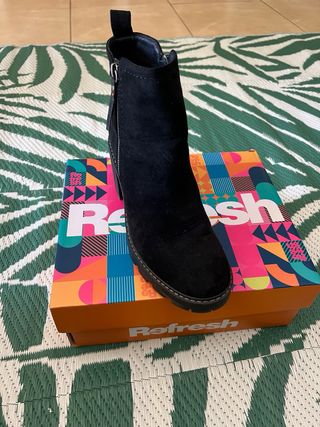 Botas Refresh Negras Mujer 38