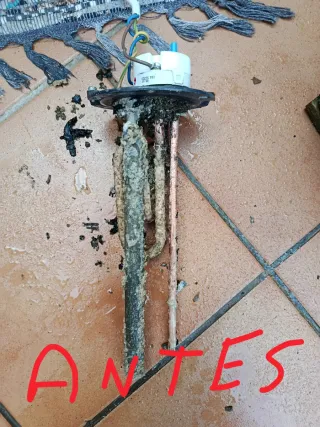 Termo eléctrico, recoger en jerez,tlf. 619925321