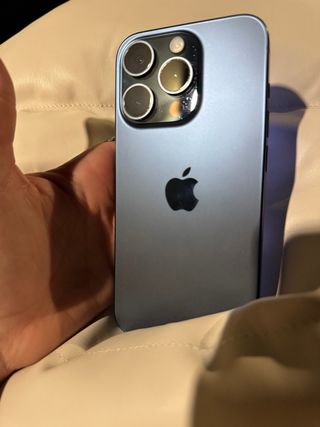 iPhone 15 Pro Azul