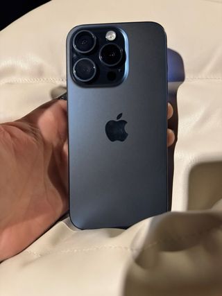iPhone 15 Pro Azul