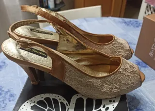 Zapatos de fiesta Jactlin encaje beige/dorado