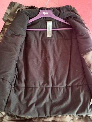 Chaquetón camuflaje marrón y verde