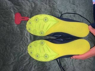 Zapatillas Clavos Pista Azul y Amarillo