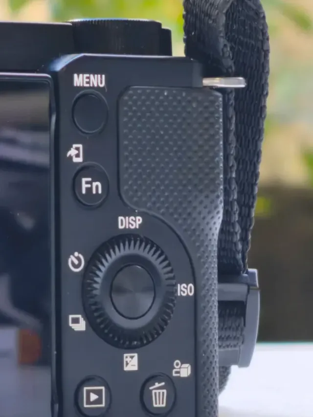 Sony ZV-E10 + Objetivo 16-50mm 1.7K Disparos