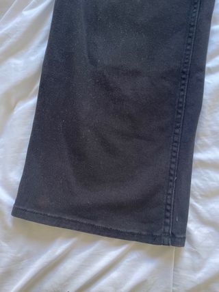 Vaquero negro pata ancha