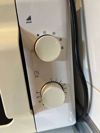 Microondas Taurus color Blanco en muy buen estado