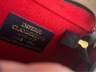 Bolso azul marino tachas doradas