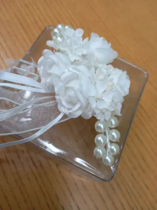 Tocado Comunión Flores y Perlas (Mod. O1-2)