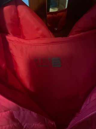 Plumas niña roja talla 15/16