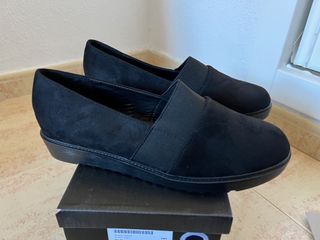 Zapatos de antelina negros T 36 y 41