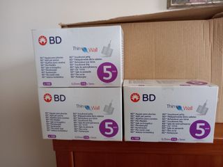 Agujas BD para plumas 5mm