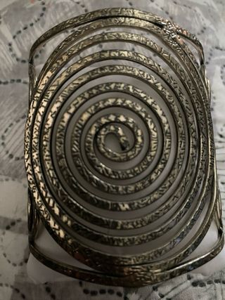 Pulsera brazalete acero diseño espiral