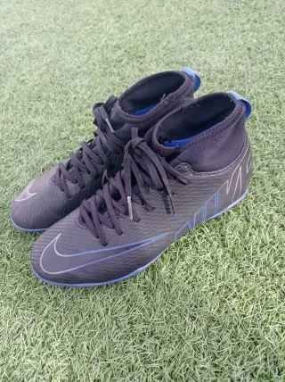Botas de fútbol Nike Talla 37'5