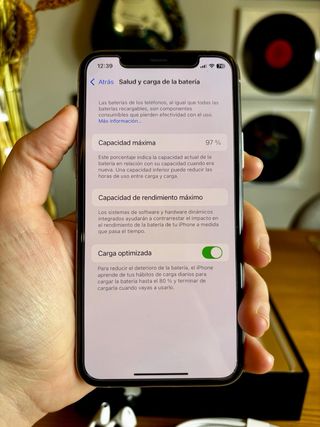 iPhone 11 Pro 512 GB + accessori