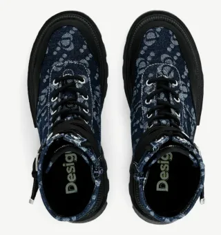 Stivali da donna con stampa