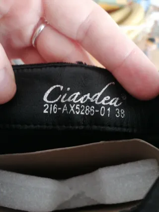 Botines de ante negras