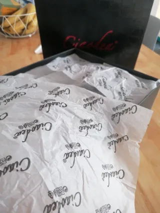 Botines de ante negras