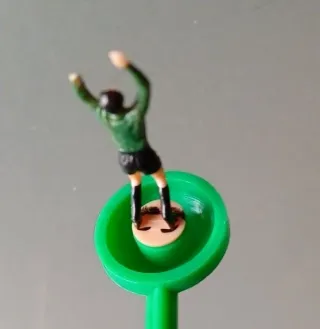 Subbuteo ref 2 vintage
