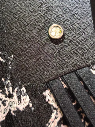 Vestido negro estampado floral