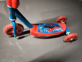 Patinete Spiderman 3 Ruedas.