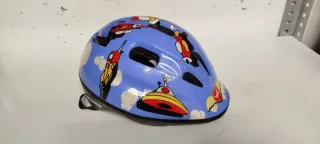 Casco bici infantil azul con dibujos
