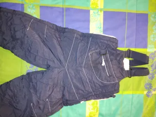 Conjunto esquí: Chaqueta, Pantalón y Guantes