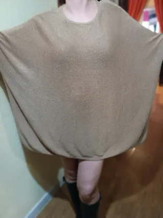 Jersey oversize dorado talla L