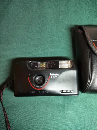 Cámara Nikon AF 200