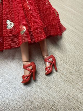 Vestito rosso per bambola Barbie