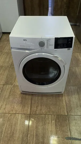 Secadora AEG 8kg Condensación
