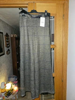 Pantalón largo de cuadros mujer gris