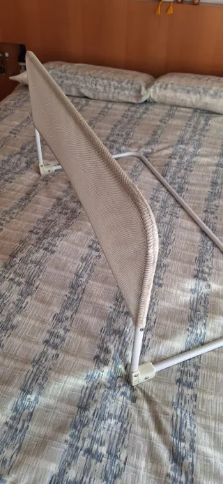 Barandilla de cama para seguridad infantil