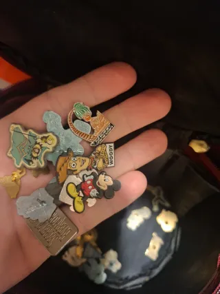 Lote de Pines Antiguos Coleccionables