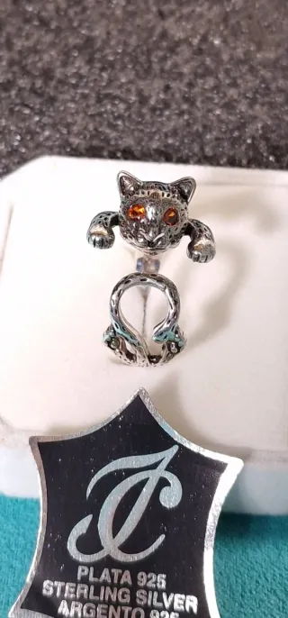Gato de Plata con ojos de fuego ( 7gr ) AJUSTABLE