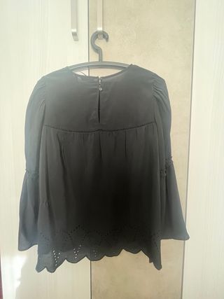 Blusa  Negra