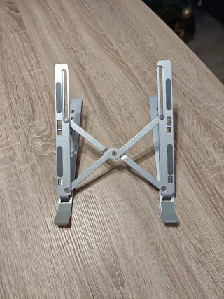 Base para portátil de aluminio