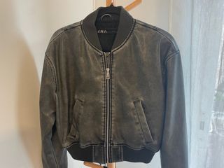Chaqueta bomber Zara gris