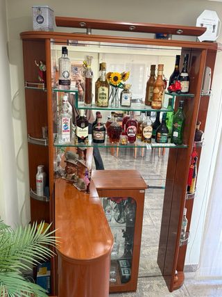 Mueble Bar Madera y Cristal