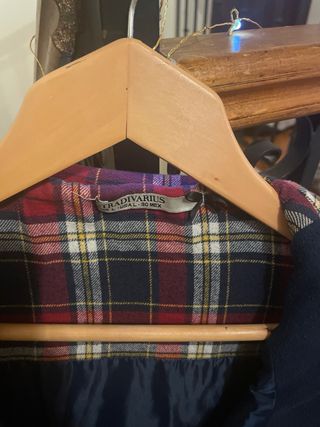 Cazadora Stradivarius azul talla S