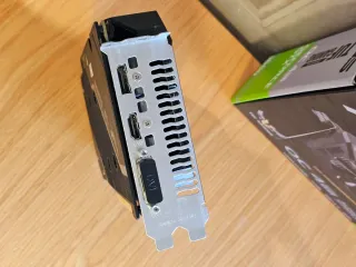 Tarjeta Gráfica ASUS GeForce GTX 1650 4GB