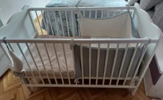 Cuna blanca con colchón incluido