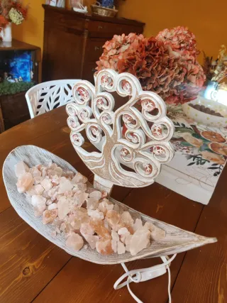 Lampada di sale rosa e legno