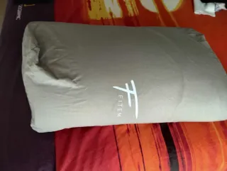 Esterilla de relajación con almohada y bolsa