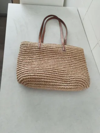 Bolso de rafia y piel sintética